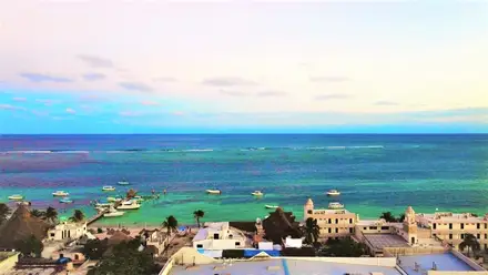 LIVE YOUR PUERTO MORELOS DREAM