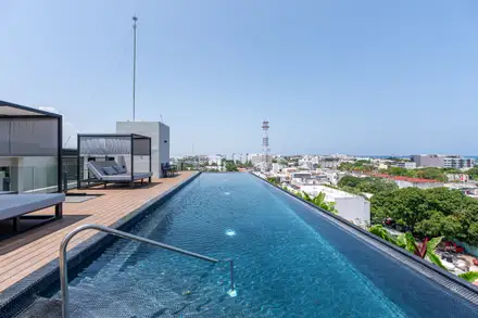 CHIC URBAN PARADISE