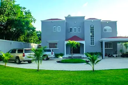 DOCTORES MANSION