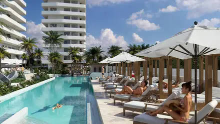 NATURAL AND VIBRANT CANCUN