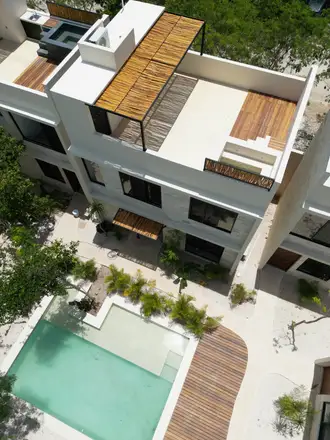 PRIVATE POOL HOUSE IN REGION 5